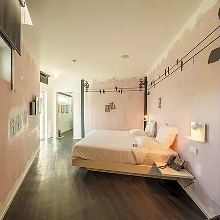 Hotel Design & Wine 4*
