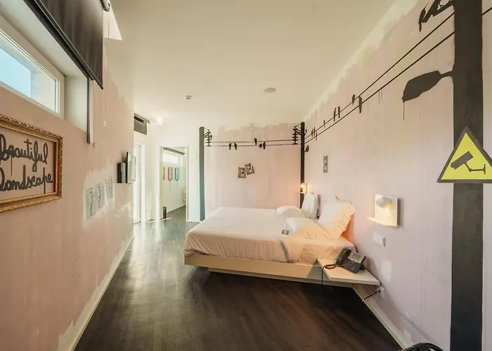 호텔 Design & Wine