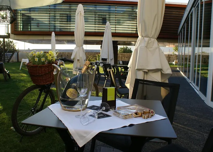 Design & Wine מלון